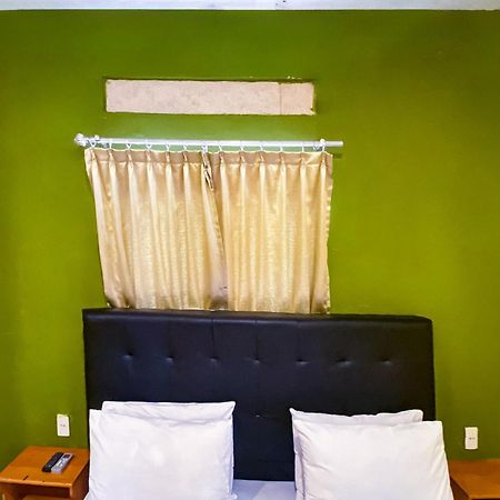 Reddoorz At Sentosa Jaya Helvetia Hotel Медан Екстериор снимка