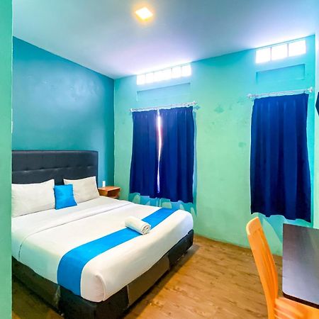 Reddoorz At Sentosa Jaya Helvetia Hotel Медан Екстериор снимка