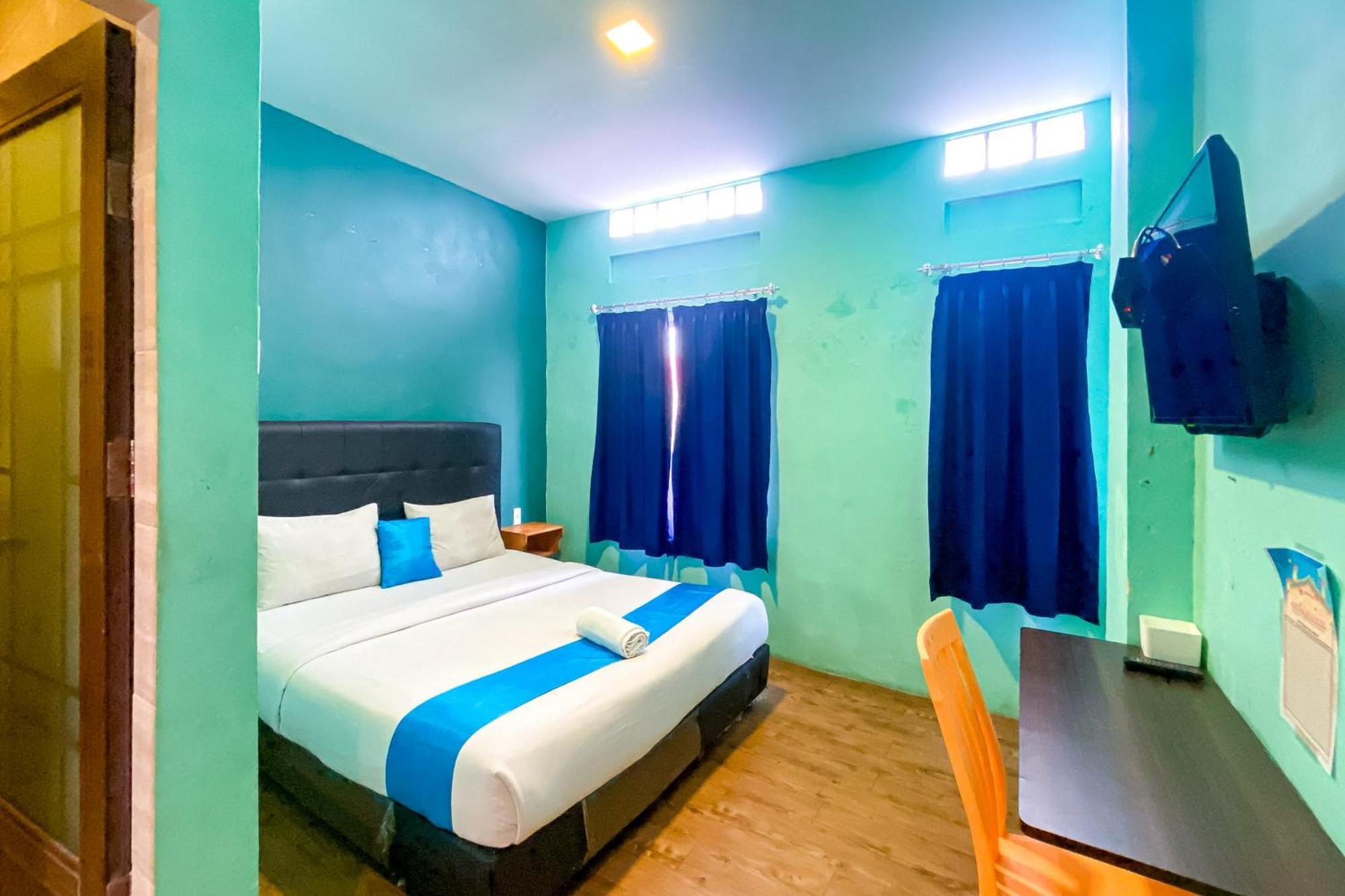 Reddoorz At Sentosa Jaya Helvetia Hotel Медан Екстериор снимка