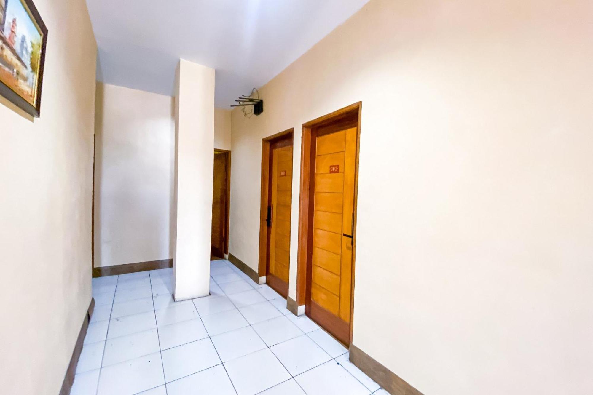 Reddoorz At Sentosa Jaya Helvetia Hotel Медан Екстериор снимка