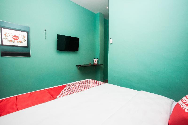 Reddoorz At Sentosa Jaya Helvetia Hotel Медан Екстериор снимка